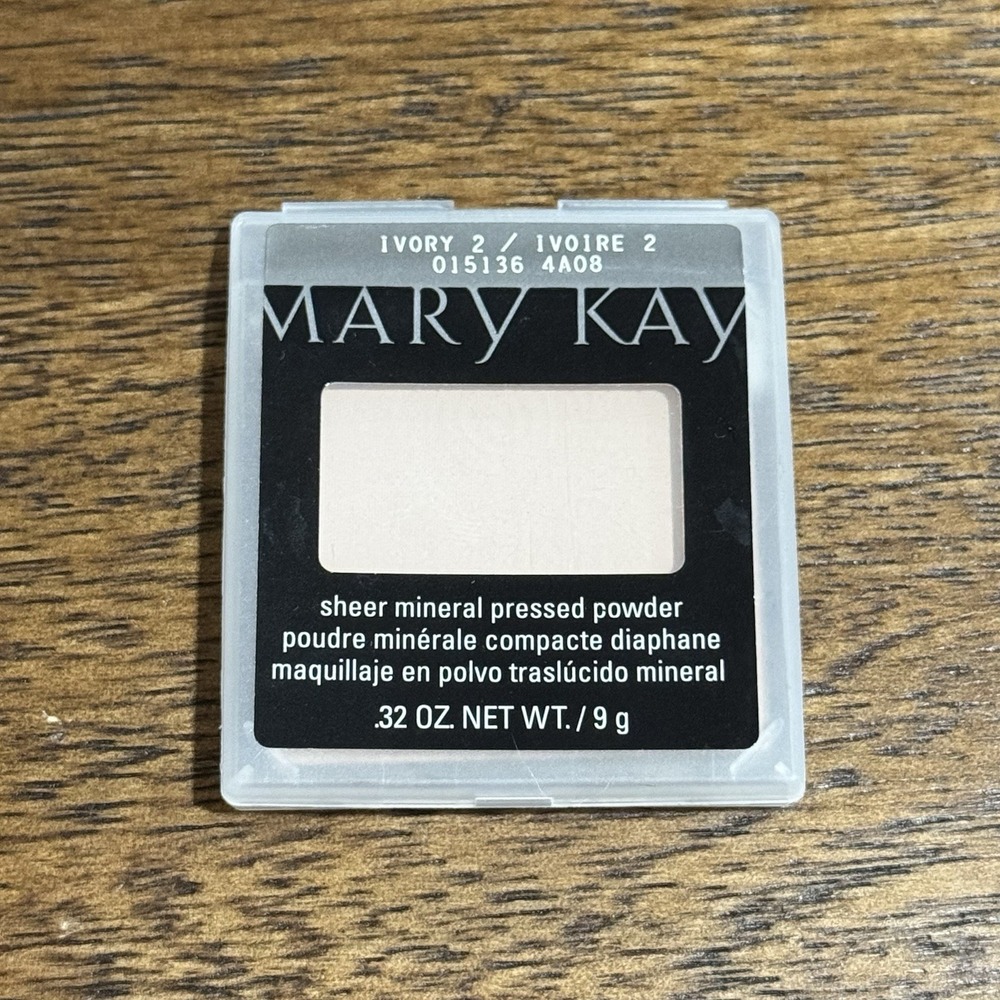 Mary Kay Sheer Mineral Pressed Powder Ivory 2 015136 .32 OZ New Discontinued